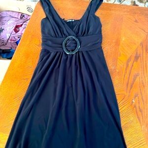 Black sleeveless dress